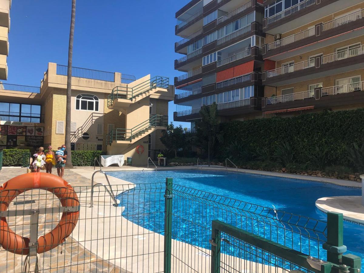 Moderno Apartamento En Primera Linea Paseo Maritimo 丰希罗拉 外观 照片