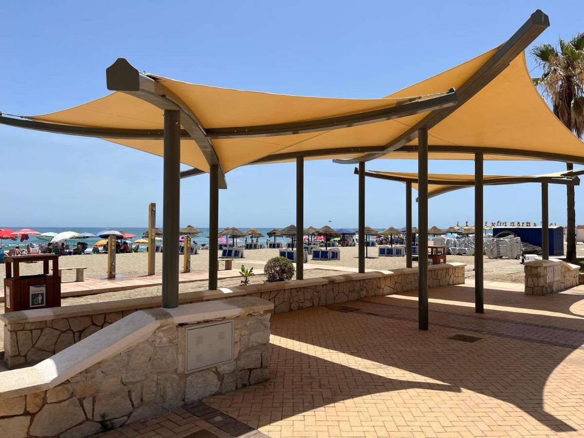 Moderno Apartamento En Primera Linea Paseo Maritimo 丰希罗拉 外观 照片