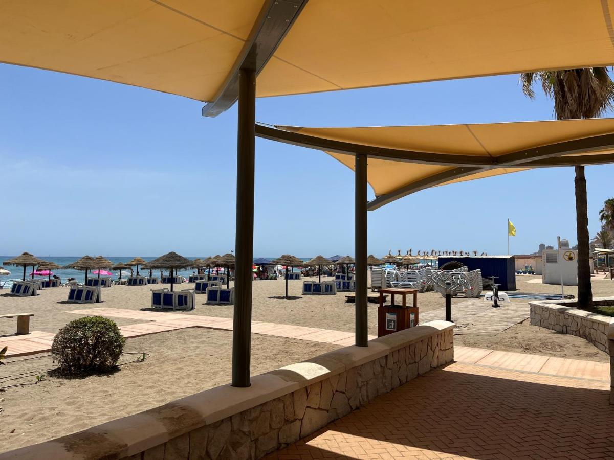Moderno Apartamento En Primera Linea Paseo Maritimo 丰希罗拉 外观 照片
